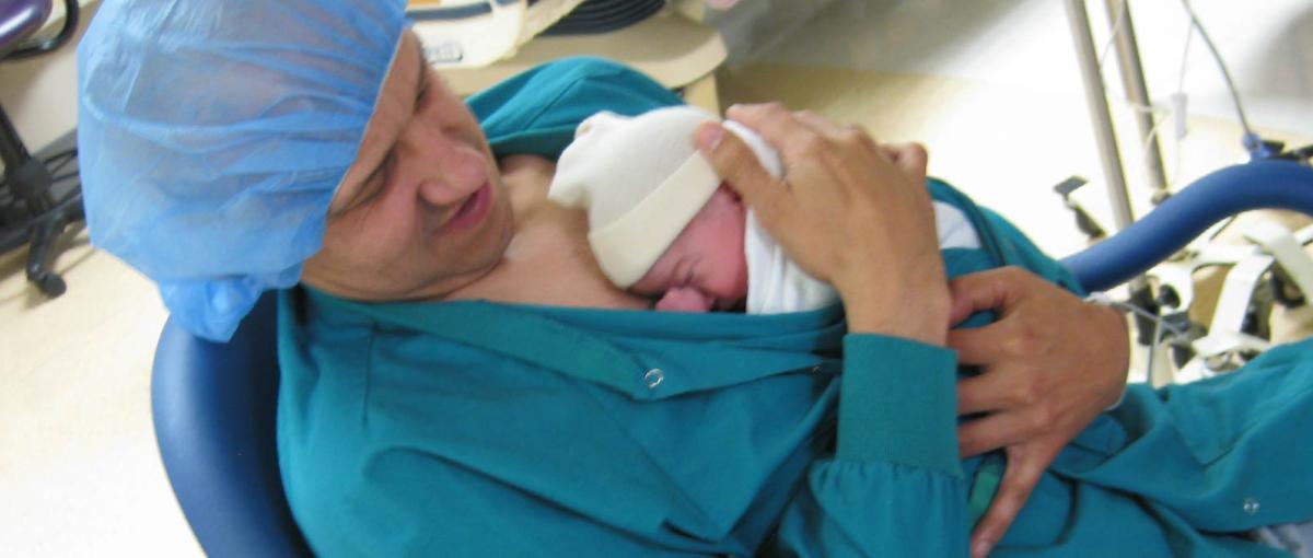 New chair at Grey Nuns hospital enables skin-to-skin contact between Brad Brady and his son during NICU transfer